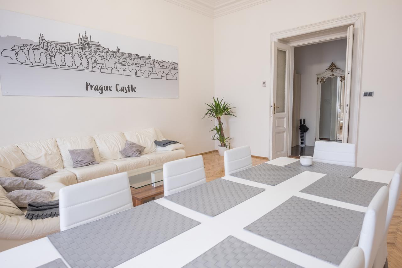Apartments Resslova By The Dancing House Prague Exterior photo