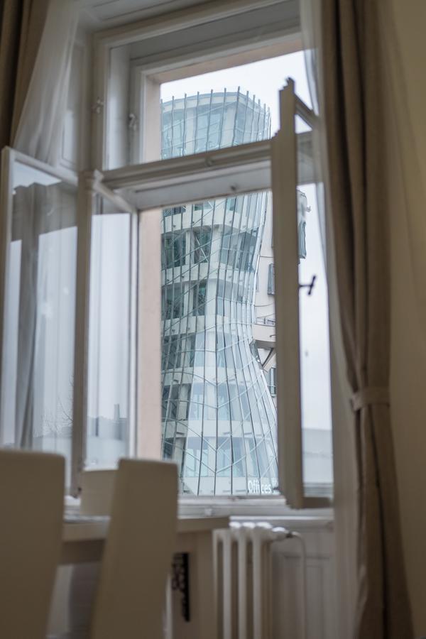 Apartments Resslova By The Dancing House Prague Exterior photo