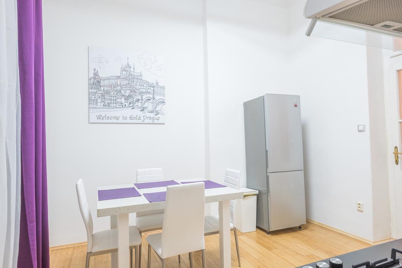 Apartments Resslova By The Dancing House Prague Exterior photo