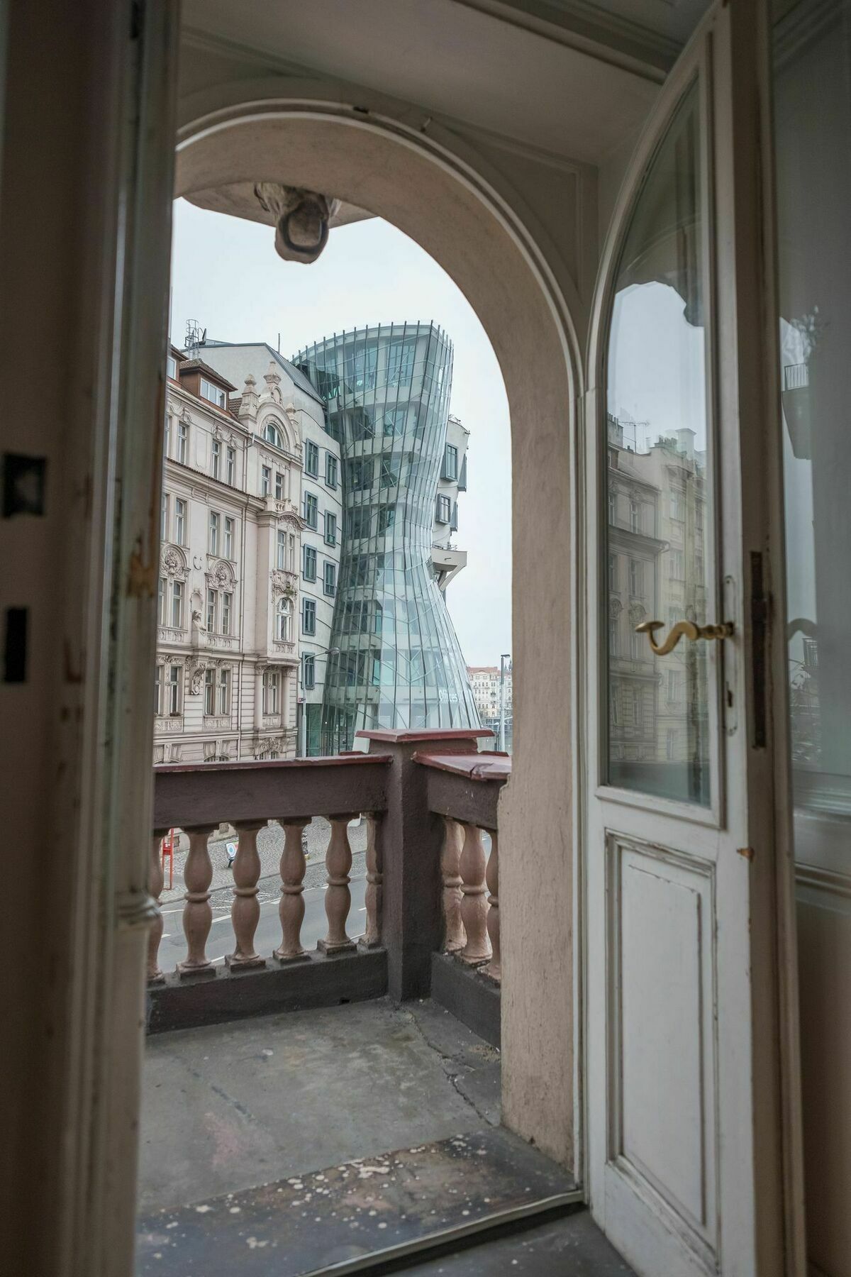 Apartments Resslova By The Dancing House Prague Exterior photo